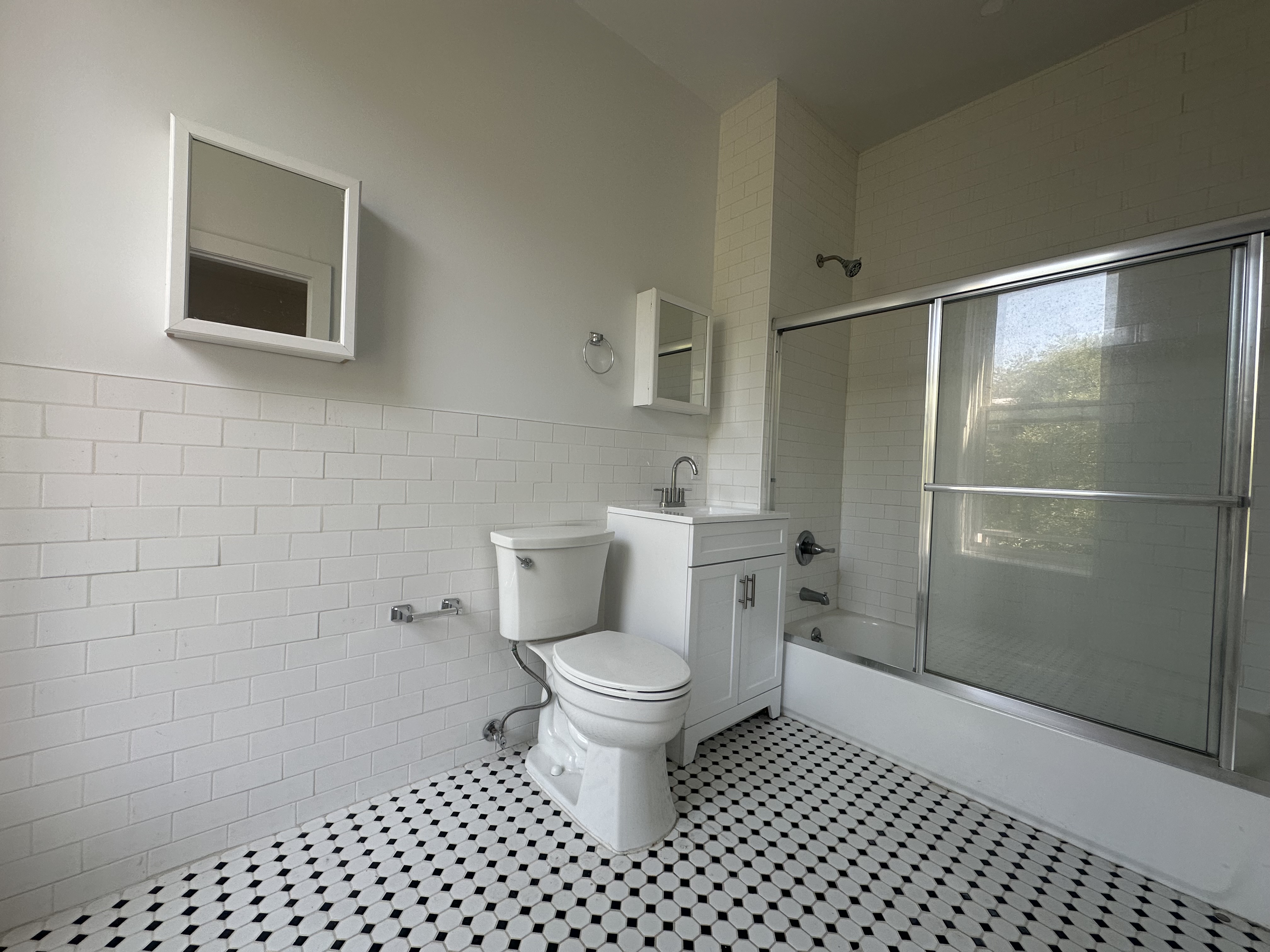 489 Putnam Avenue, Unit 3A Brooklyn, NY 11221 - Photo 4 of 5