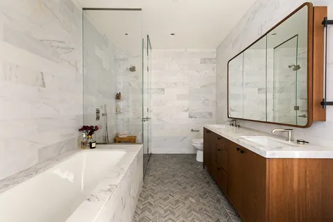 $3,250,000 | 180 Front Street, Unit 11E | DUMBO