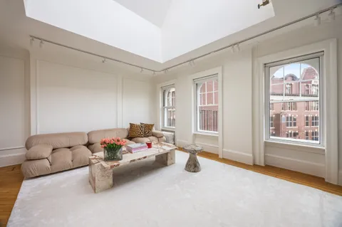 $995,000 | 104 Bedford Street, Unit PHE | West Village