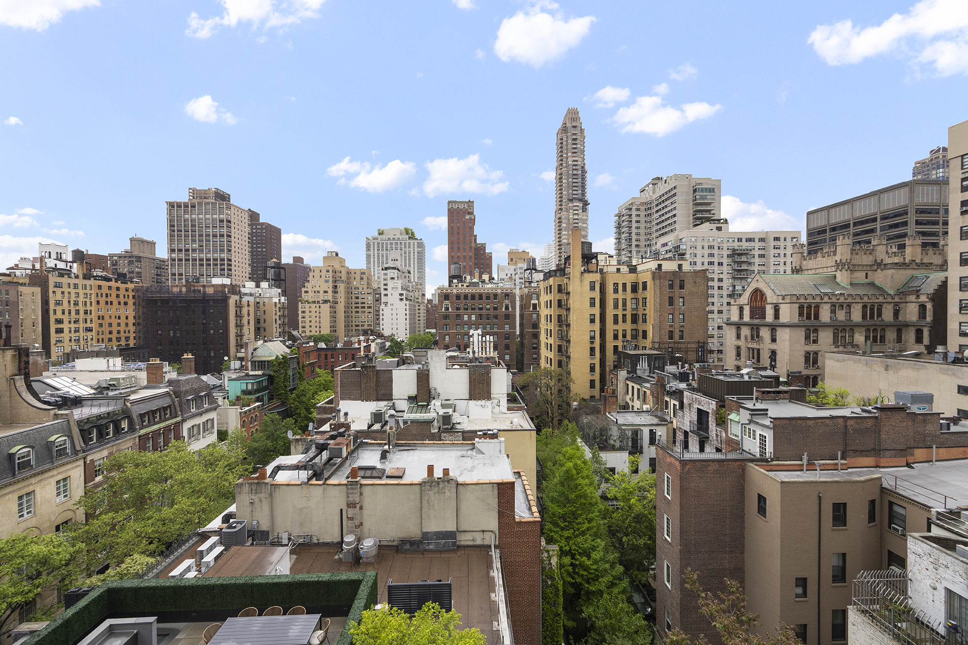 715 Park Avenue, Unit 11E Manhattan, NY 10021 - Photo 6 of 10