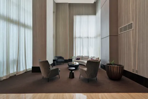 $375,000 | 950 Brickell Bay Drive, Unit 802, Miami, FL 33131