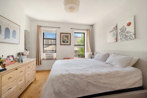 $3,950,000 | 19 Clifford Place | Greenpoint