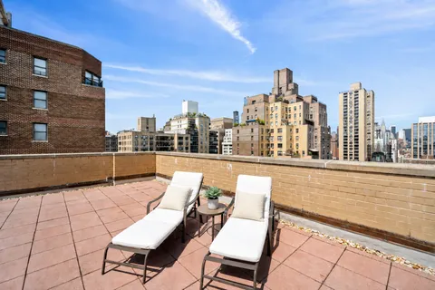 $2,695,000 | 210 East 15th Street, Unit 10HJK | Gramercy