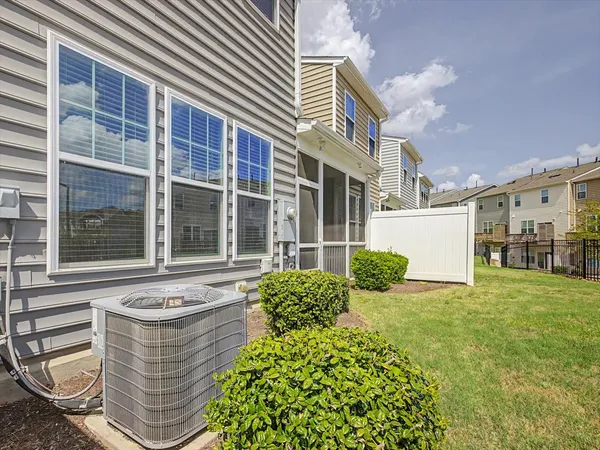 $425,000 | 1502 Farm Pond Trail, Durham, NC 27703