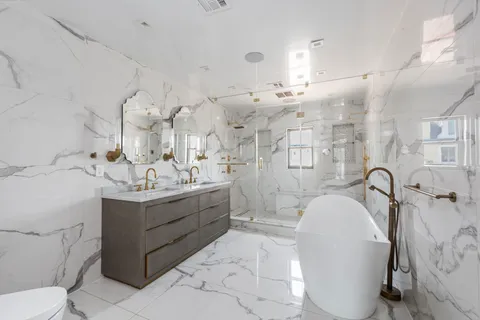 $2,499,000 | 2309 East 65th Street | Mill Basin