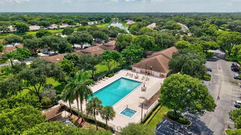 $399,900 | 8621 Jasmine Way, Boca Raton, FL 33496