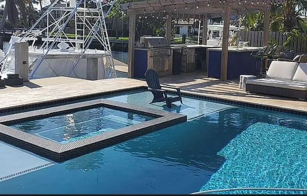 $2,950,000 | 5798 Northeast 7th Avenue, Boca Raton, FL 33487