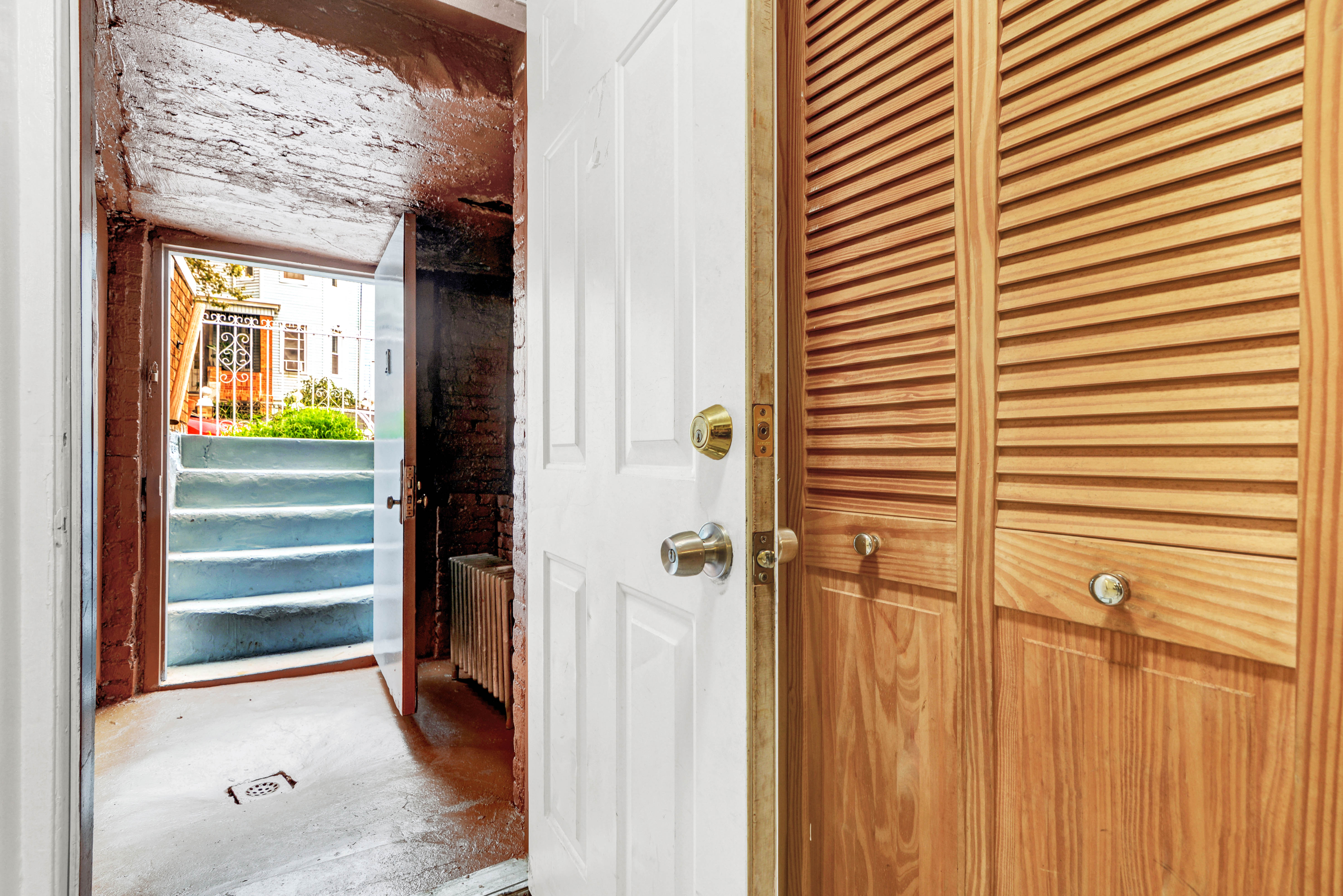 46 Hendrix Street Brooklyn, NY 11207 - Photo 34 of 40