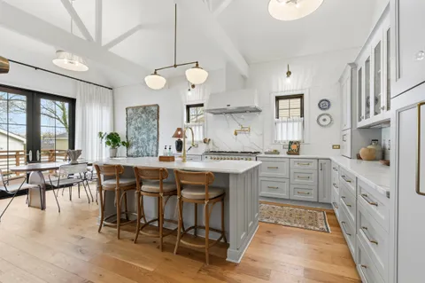 Contact Agent | 77 Donelson Street, Nashville, TN 37210