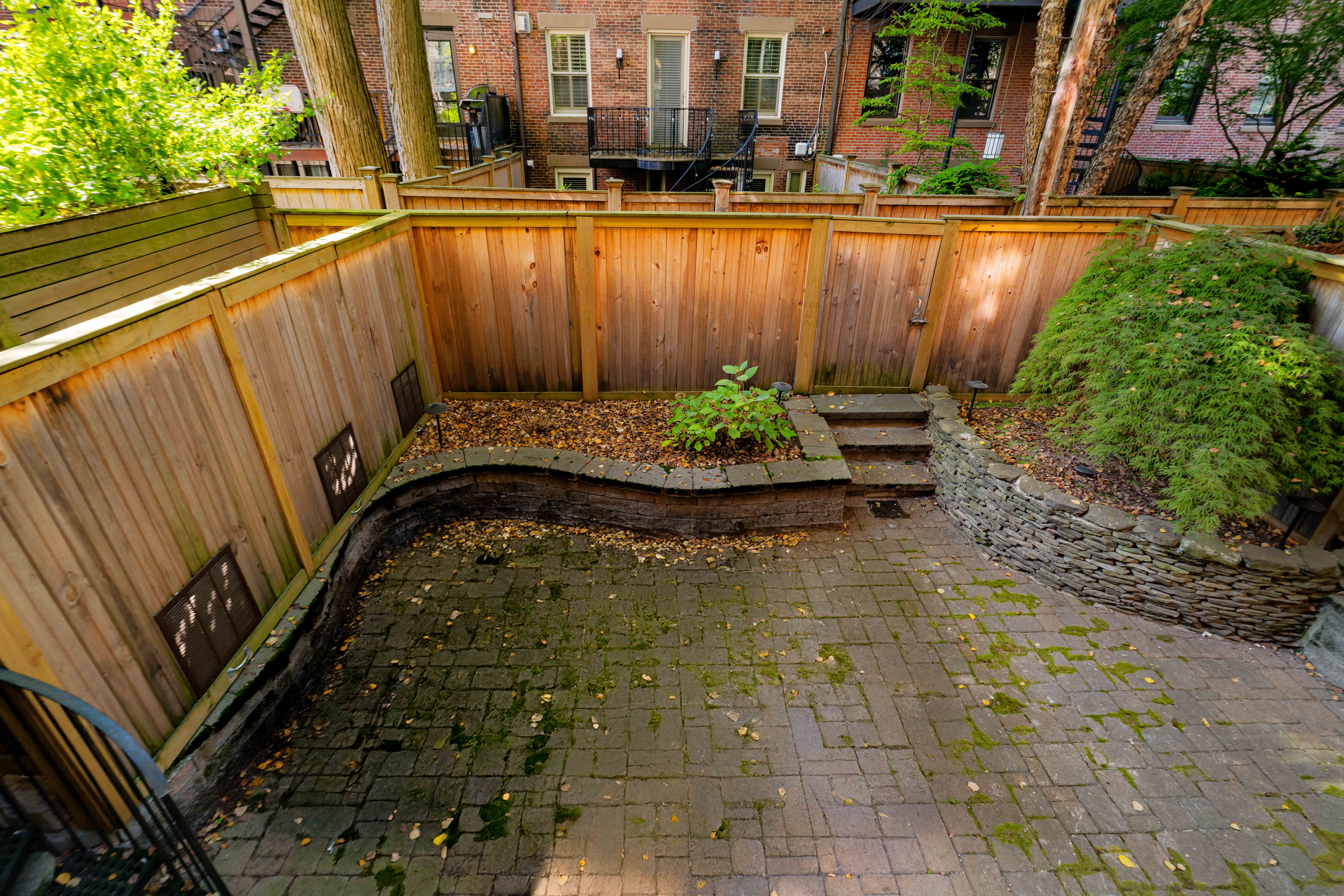 92 Waltham Street, Unit 1A Boston, MA 02118 - Photo 6 of 18 a view of swimming pool from a balcony