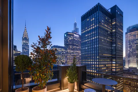 $998,500 | 135 East 47th Street, Unit 3B | Midtown East
