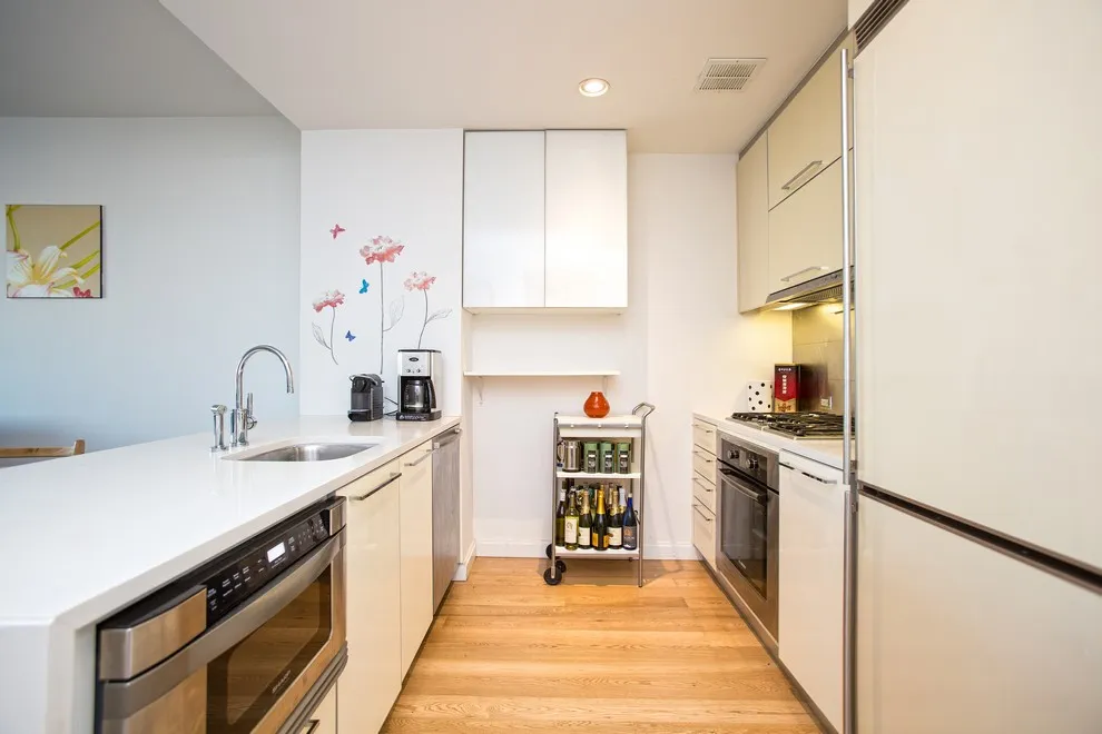 $4,150 | 11-02 49th Avenue, Unit 8N | Long Island City