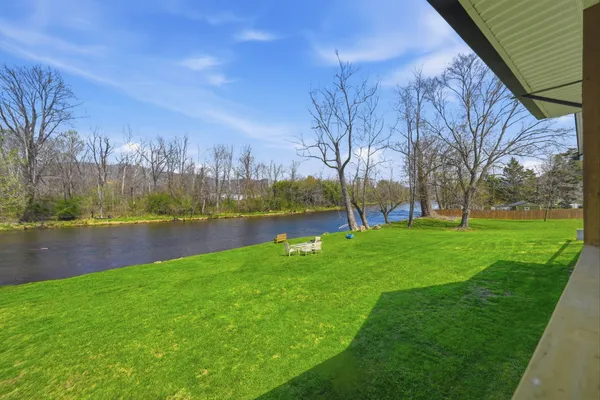 $899,000 | 135 Brandywine Place, Elizabethton, TN 37643