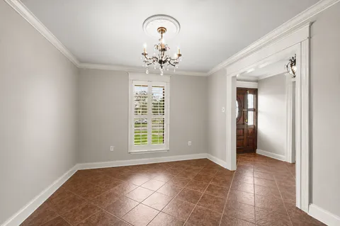 $517,500 | 745 Kenilworth Parkway, Baton Rouge, LA 70808