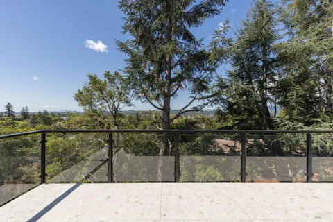 $2,850,000 | 559 East Spring Street, Napa, CA 94559