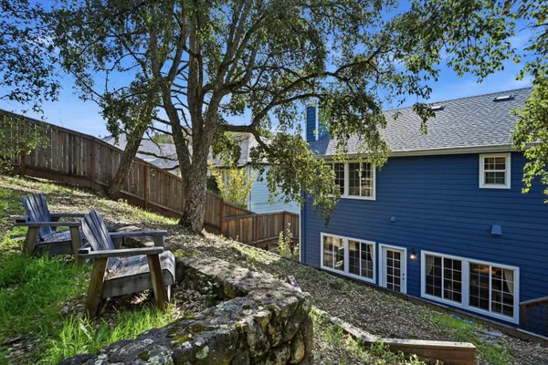 $1,125,000 | 104 Village Oaks Court, Healdsburg, CA 95448