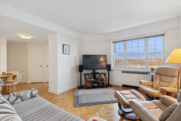$375,000 | 180 Cabrini Boulevard, Unit 90 | Hudson Heights