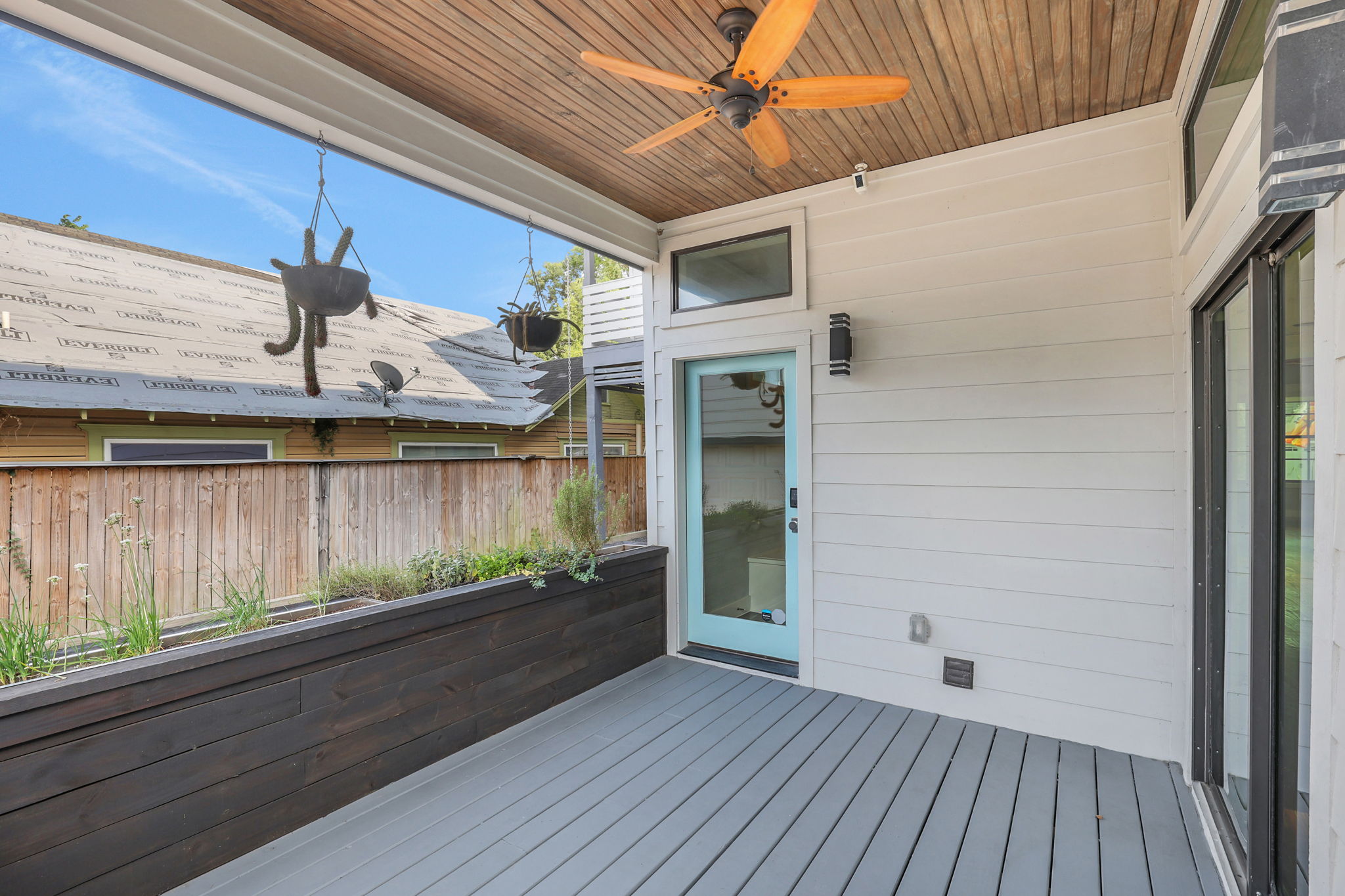 914 Robbie Street Houston, TX 77009 - Photo 11 of 78