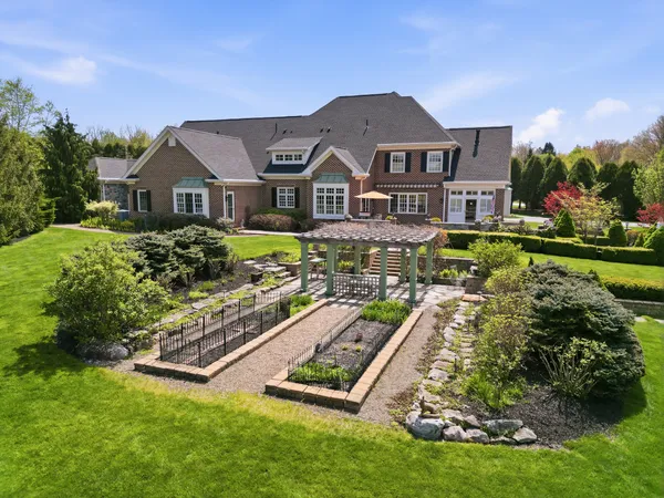 $2,250,000 | 103 Destinaire Drive, New Wilmington, PA 16142