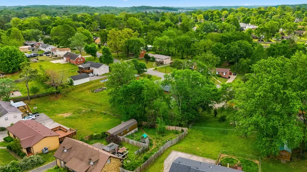 $364,000 | Des Moines Drive, Hermitage, TN 37076