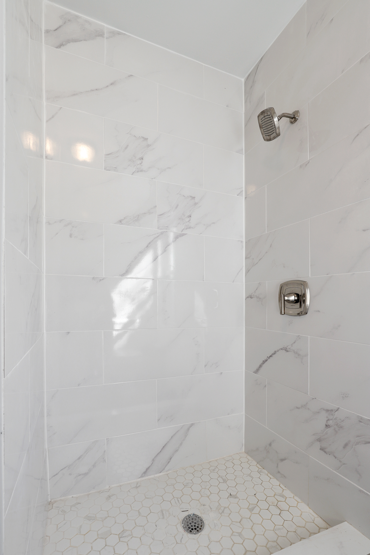 156 Summit Place Bronx, NY 10463 - Photo 18 of 38