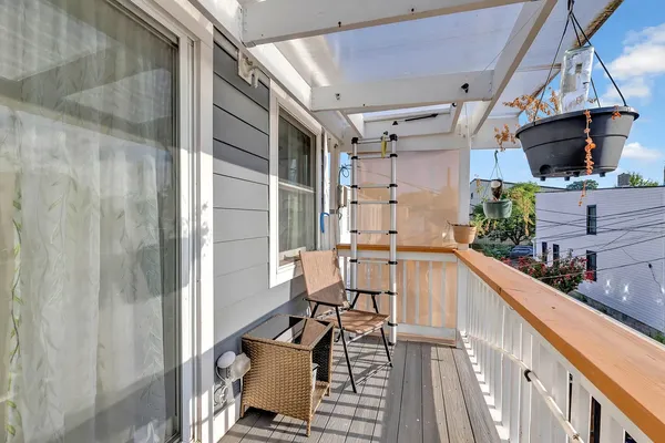 $3,000 | 639 20th Street Northeast, Washington, DC 20002
