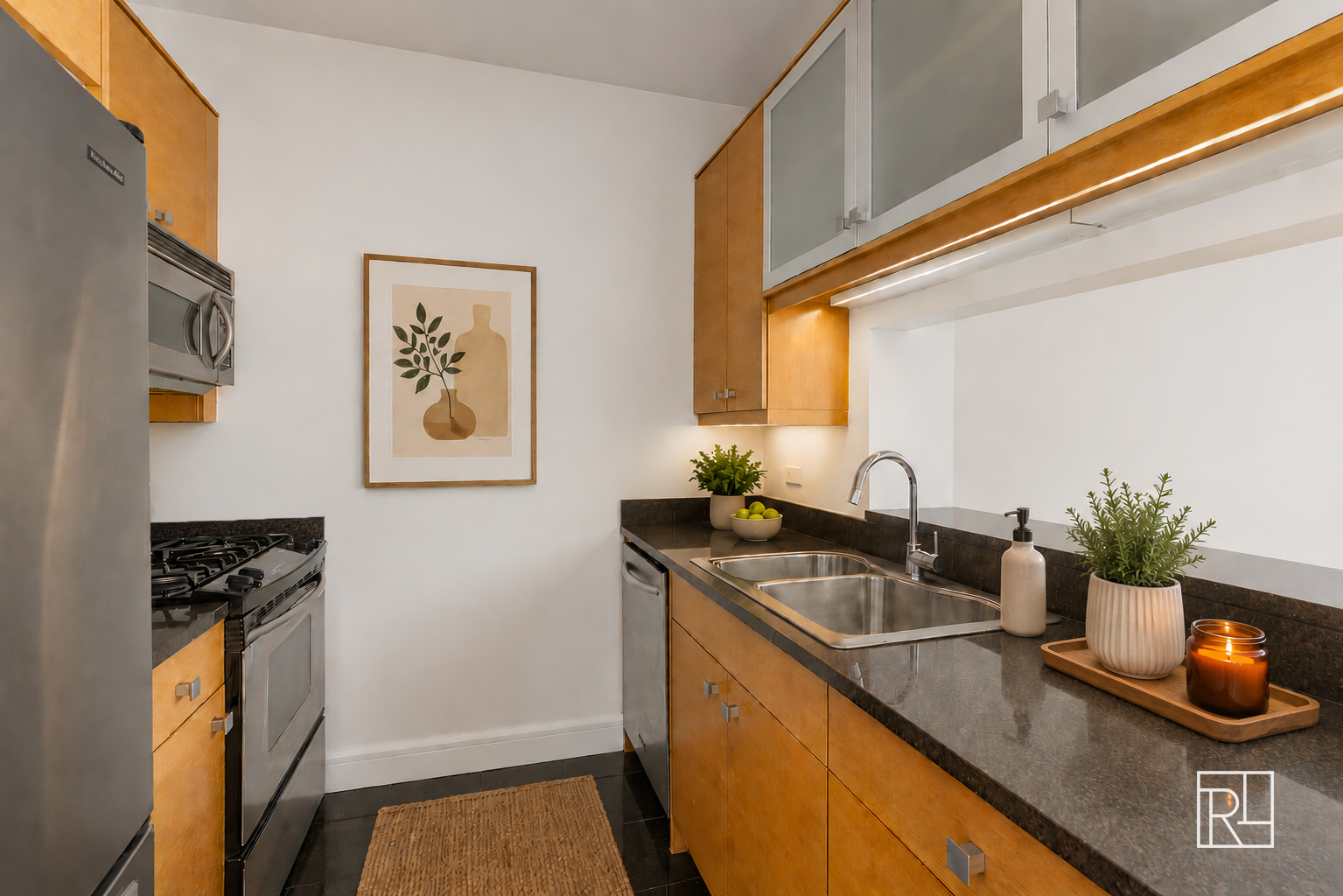 120 Riverside Boulevard, Unit 7U Manhattan, NY 10069 - Photo 8 of 21