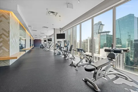 $330,000 | 151 Southeast 1st Street, Unit 3107, Miami, FL 33131