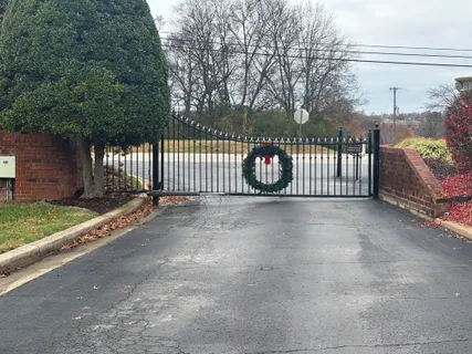 $600,000 | 100 Carriage Lane, Hendersonville, TN 37075