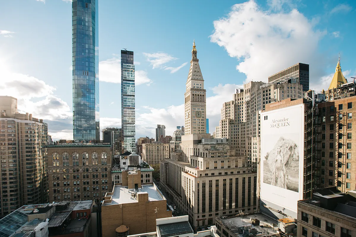 121 East 22nd Street, Unit N205 Manhattan, NY 10010 - Photo 13 of 17 a view of city