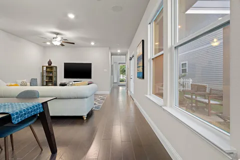 $3,250 | 3710 Prague Mews, Dallas, TX 75236