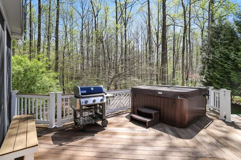 $1,275,000 | 15816 Thistlebridge Drive, Rockville, MD 20853