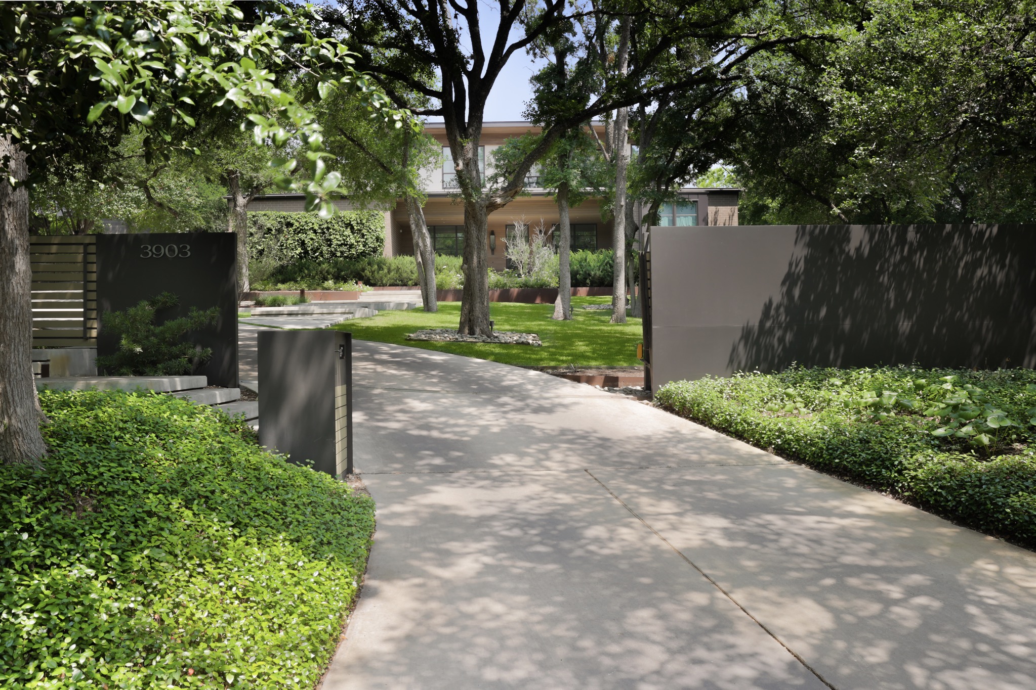 3903 Balcones Drive Austin, TX 78731 - Photo 2 of 58