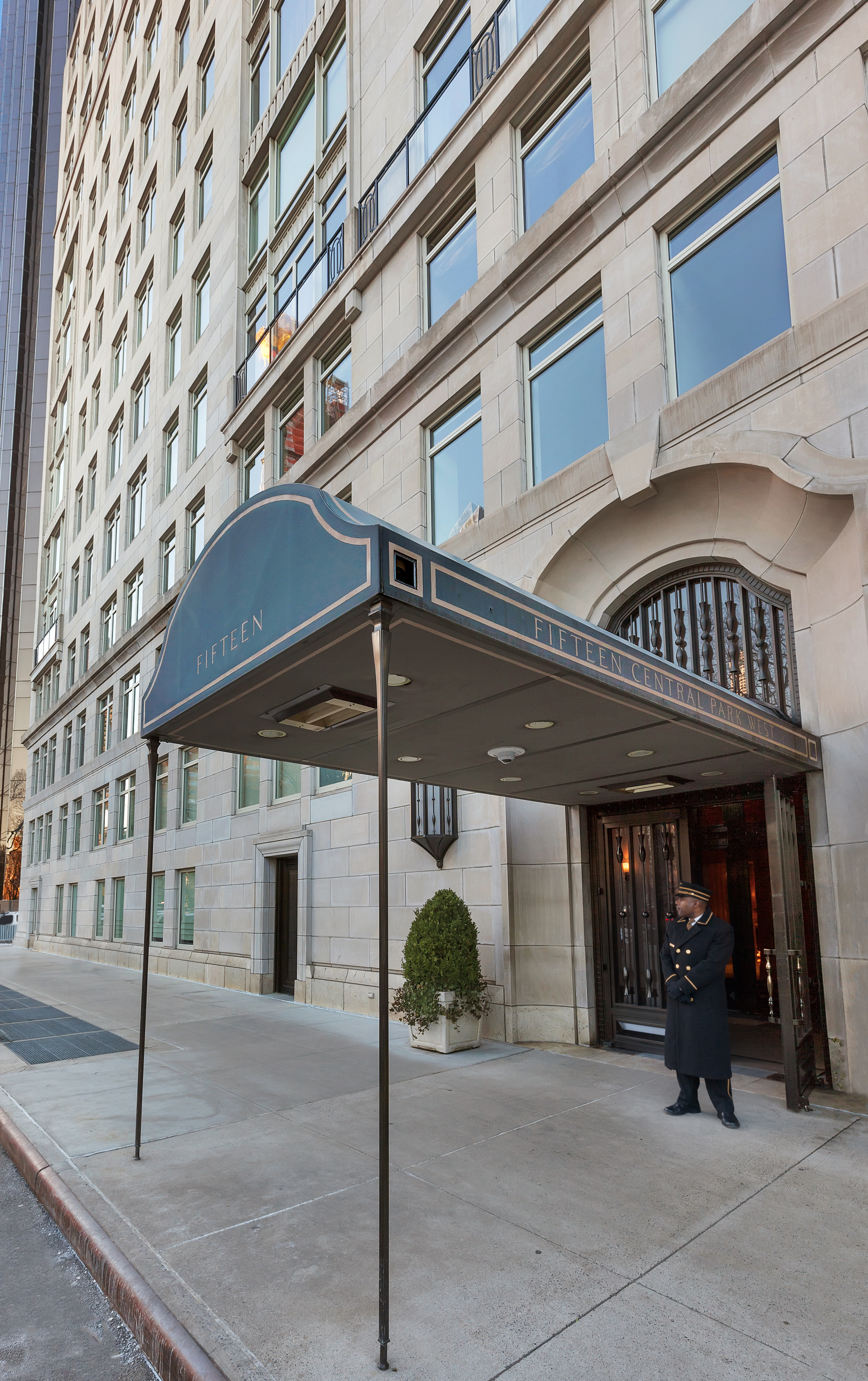 15 Central Park West, Unit 37A Manhattan, NY 10023 - Photo 19 of 23