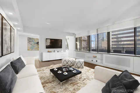 $2,100,000 | 309 East 49th Street, Unit 21A | Midtown East
