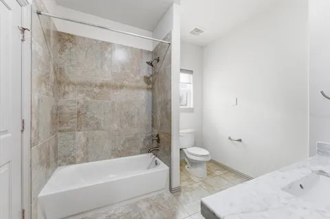 $1,273,200 | 1822 Jade Hollow Lane, Houston, TX 77077