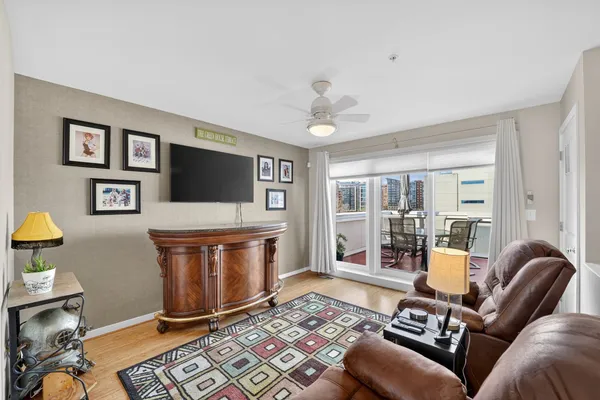 $1,175,000 | 814 3rd Street Southeast, Washington, DC 20003