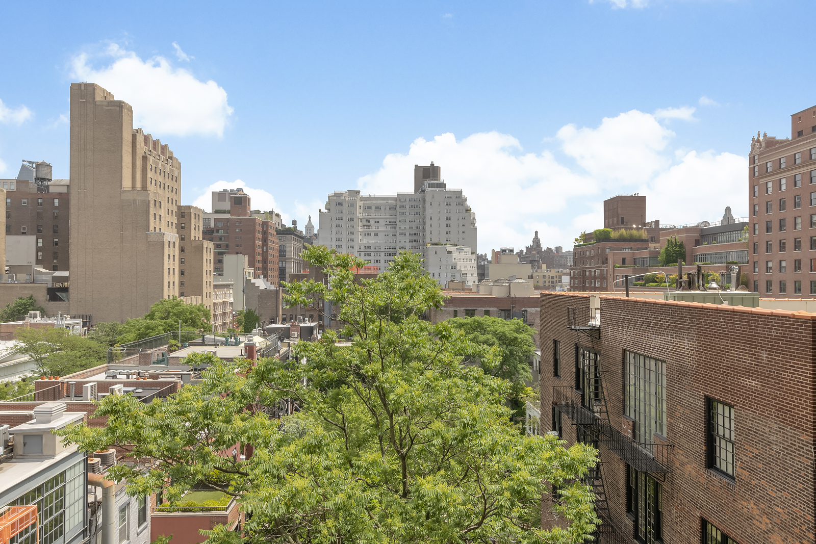 175 West 12th Street, Unit 9K Manhattan, NY 10011 - Photo 3 of 11