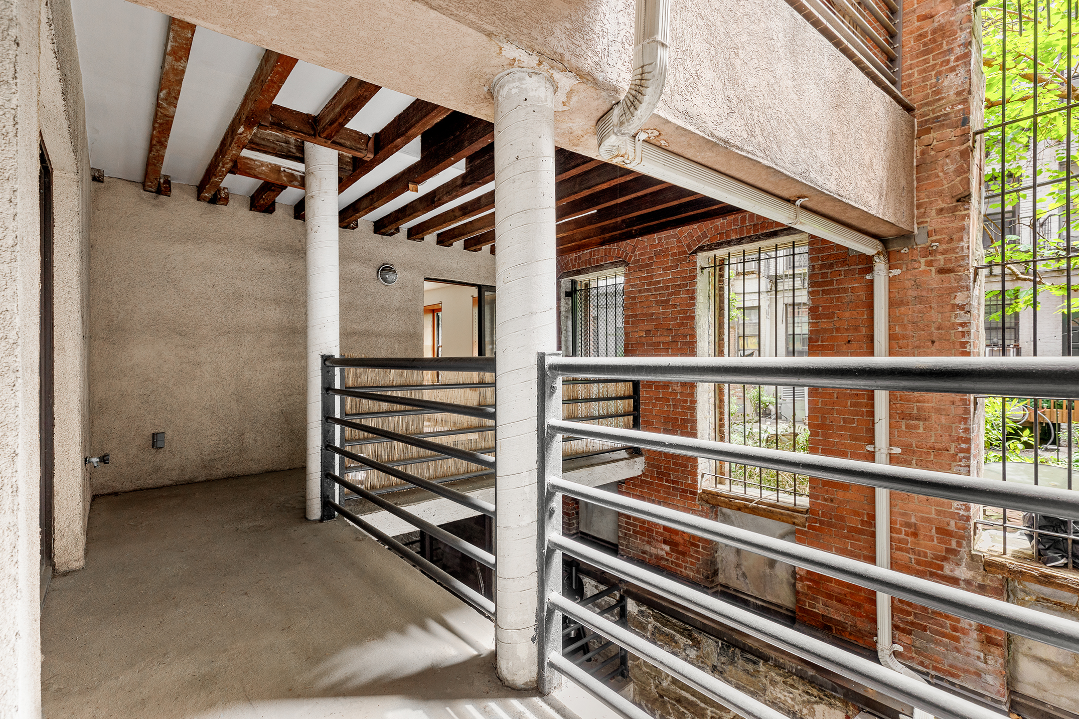 35 Bethune Street, Unit 1B Manhattan, NY 10014 - Photo 14 of 16