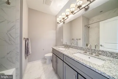 $699,900 | 43565 Michigan Square, Leesburg, VA 20176