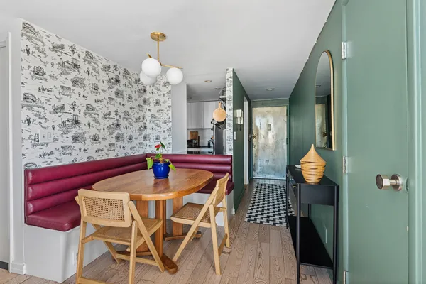 $10,000 | 55 Poplar Street, Unit 4K | Brooklyn Heights