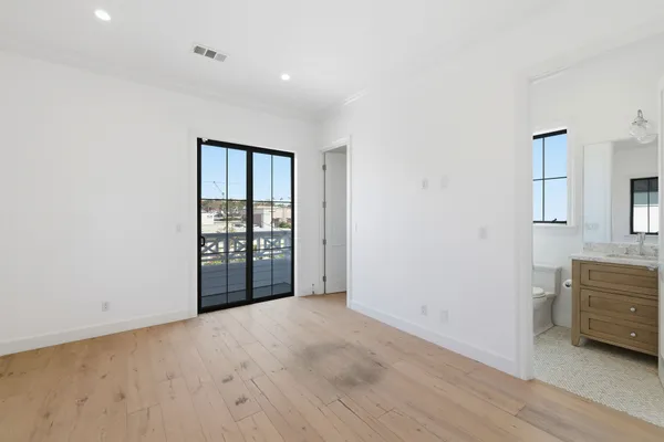 $17,000 | 1405 Oak Avenue, Manhattan Beach, CA 90266