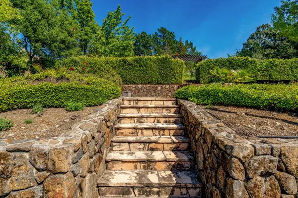 $1,800,000 | 1116 Pinewood Drive, Napa, CA 94558