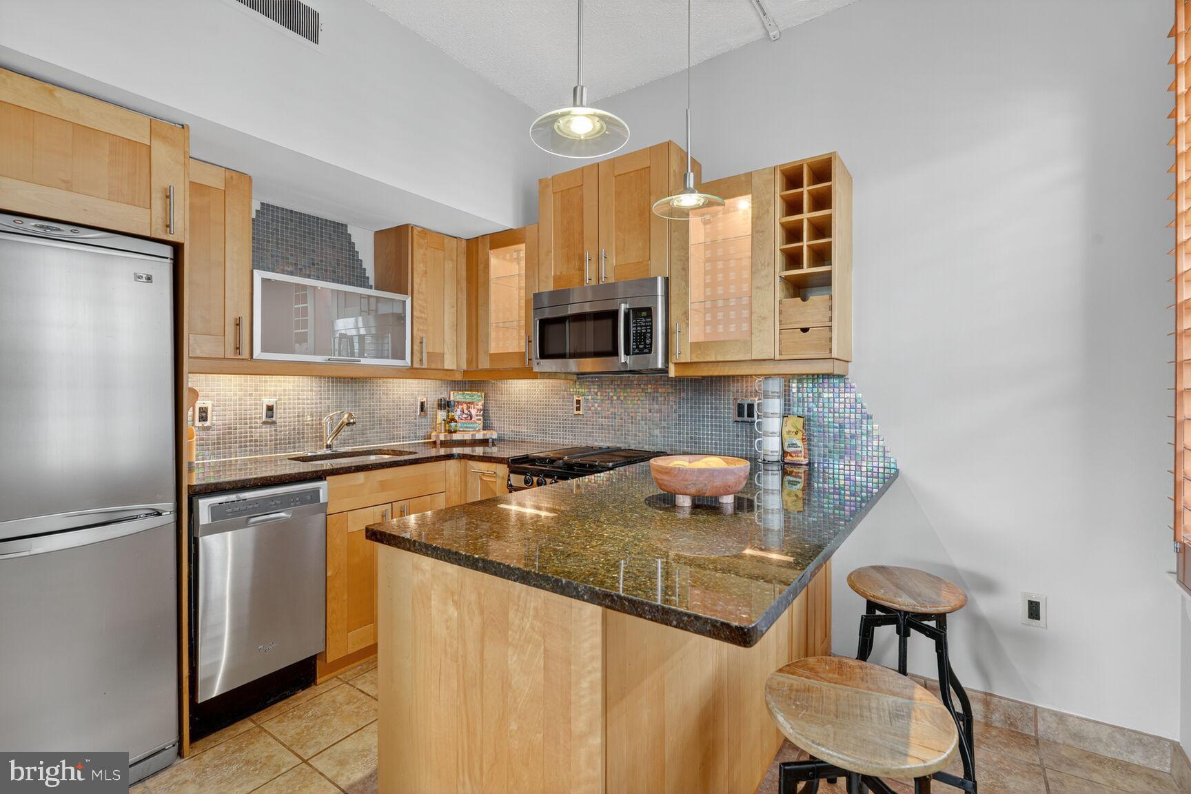 1851 Columbia Road Northwest, Unit 303 Washington, DC 20009 - Photo 4 of 17 Gallery Image 4