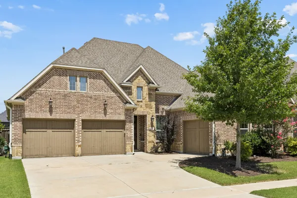 $685,900 | 8116 Tramore, The Colony, TX 75056