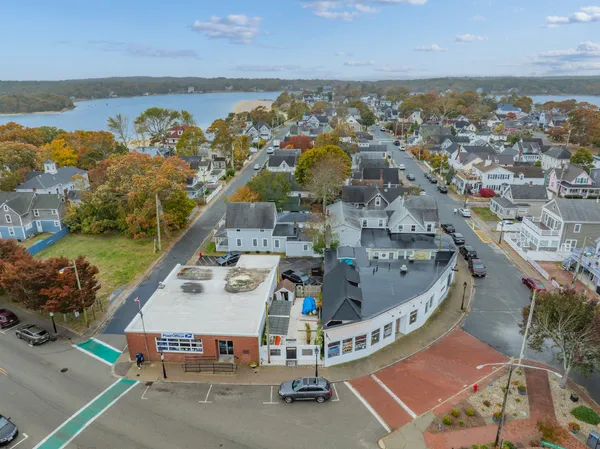 $199,000 | 218 Onset Avenue, Wareham, MA 02558