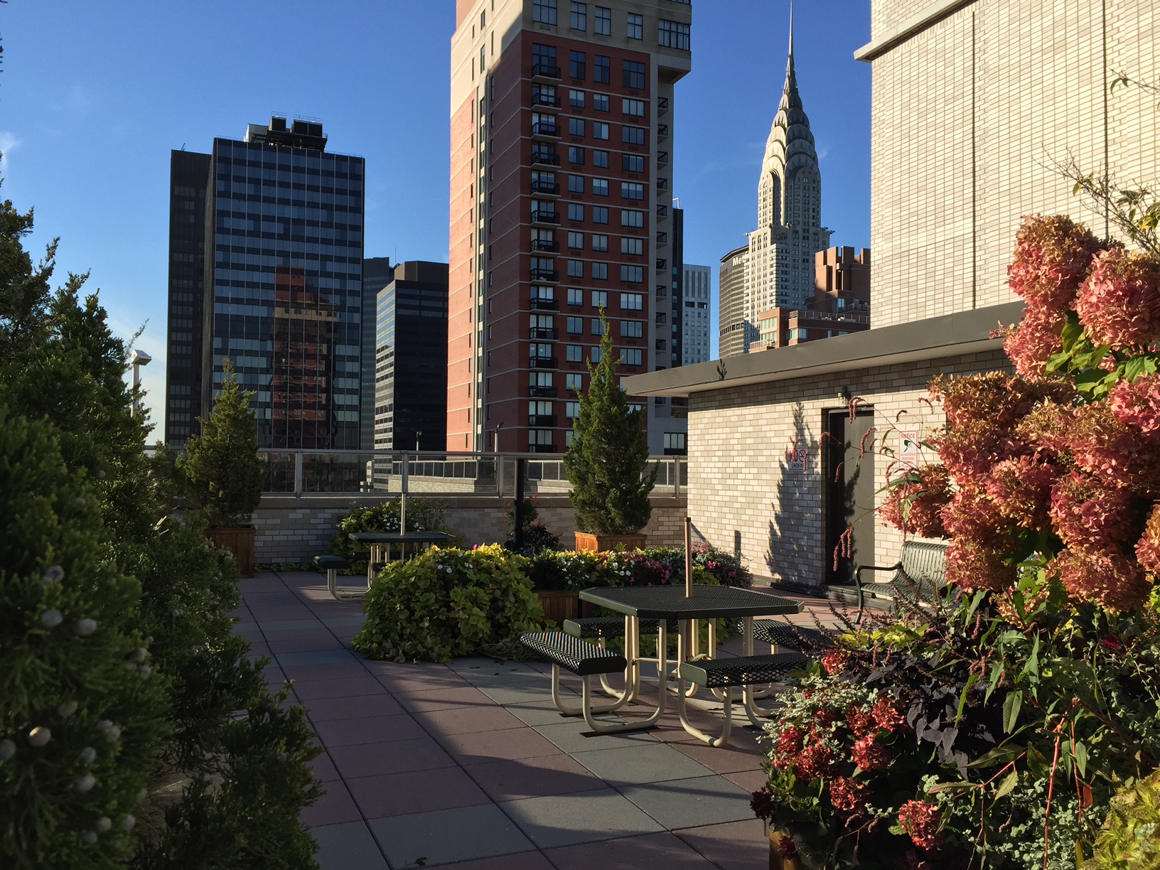 300 East 40th Street, Unit 9V Manhattan, NY 10016 - Photo 5 of 7 not sure