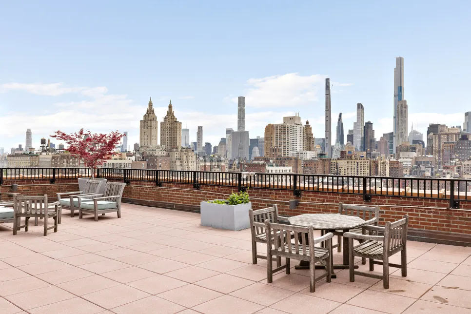 $1,900,000 | 150 West 79th Street, Unit 12CD | Upper West Side