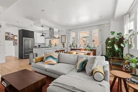 $5,000 | 310 4th Street, Unit 2A, Union City, NJ 07087