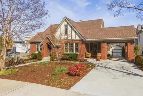 $1,250,000 | 2002 Ashwood Avenue, Nashville, TN 37212